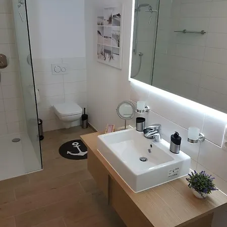 Louisa - Liegestuhl 45 *