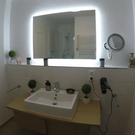 Louisa - Liegestuhl 45 * Sellin (Rugen)